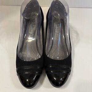 Life Stride Soft System Juliana wedge pump fabric patent toe cap size 8M